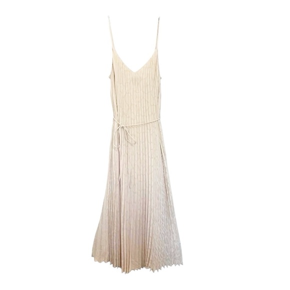 Banana Republic Dresses & Skirts - Banana Republic Accordian Pleat Spaghetti Strap Maxi Dress Ivory Size Small